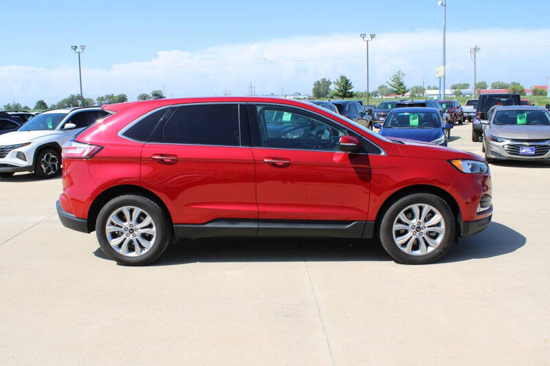 2023 Ford Edge Titanium