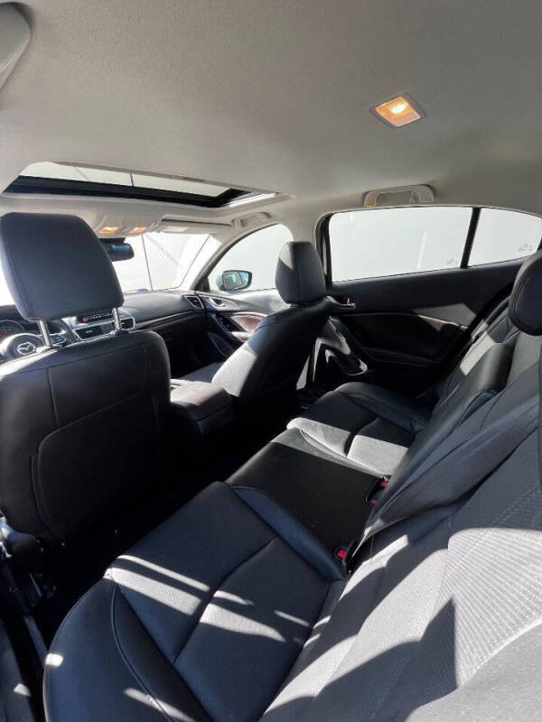 2018 Mazda MAZDA3 Grand Touring