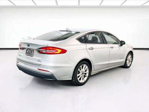 2019 Ford Fusion Hybrid SE