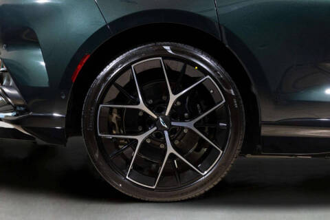 2026 Aston Martin DBX 707