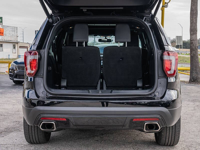 2017 Ford Explorer Sport