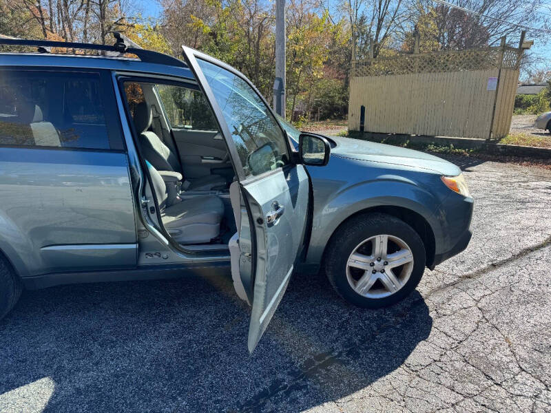 2009 Subaru Forester 2.5X Limited photo 5