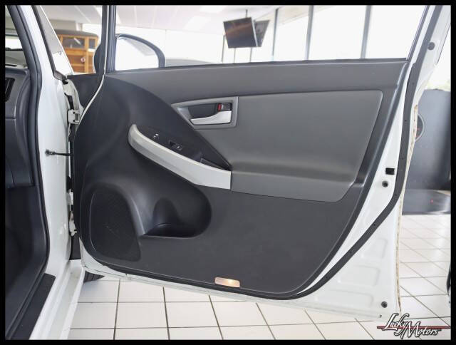 2014 Toyota Prius Five