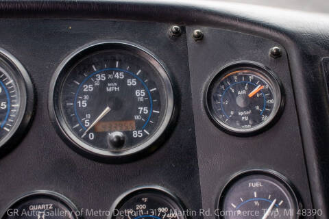 2001 Hendrickson Firetruck