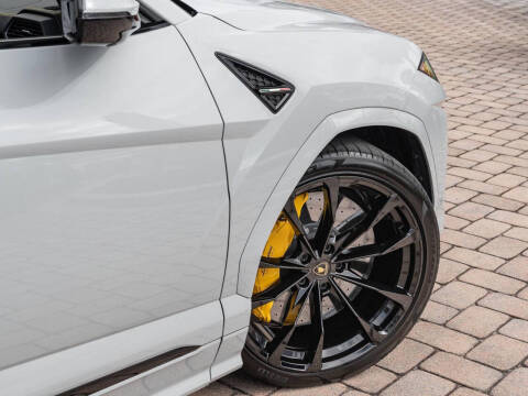 2022 Lamborghini Urus