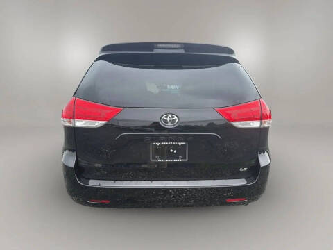 2014 Toyota Sienna