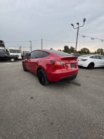 2023 Tesla Model Y Long Range
