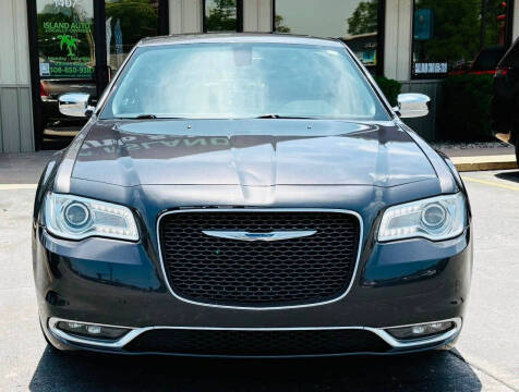 2017 Chrysler 300 C