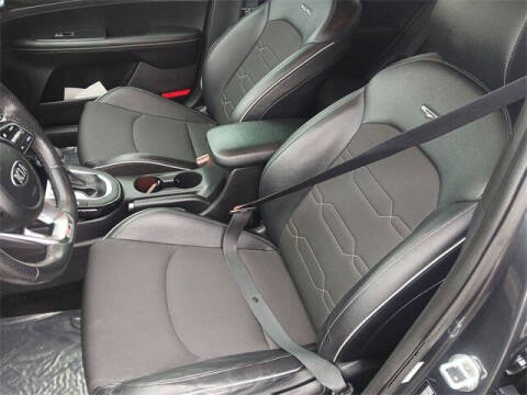 2021 Kia Forte GT Line