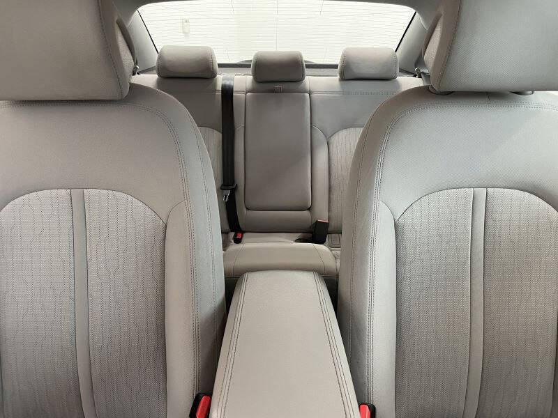 2016 Hyundai Sonata Hybrid SE