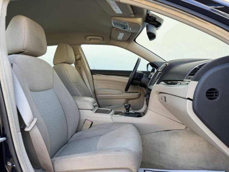 2012 Chrysler 300