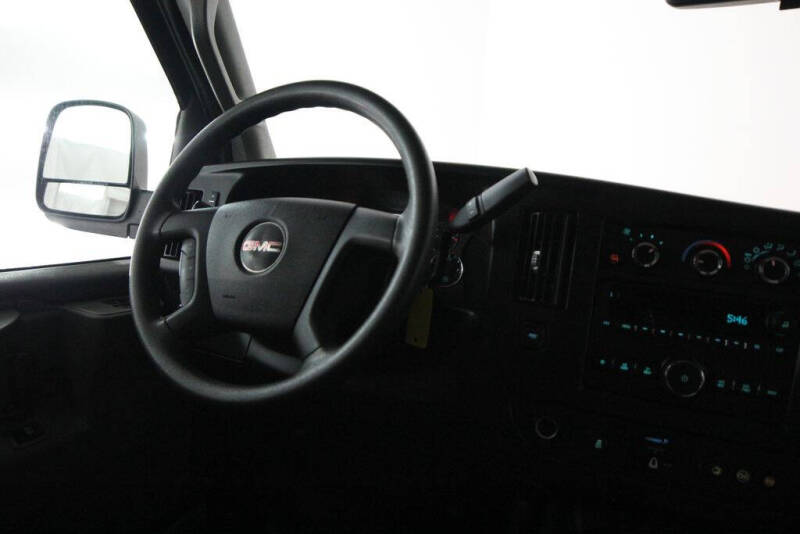 2021 GMC Savana 2500