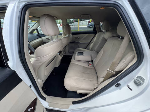 2015 Toyota Venza LE