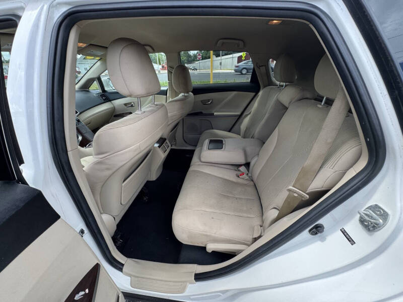 2015 Toyota Venza LE