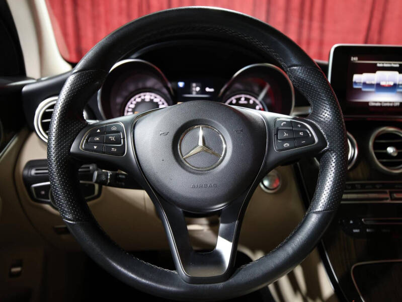 2019 Mercedes-Benz GLC GLC 300