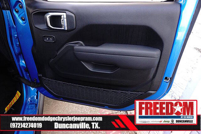 2025 Jeep Gladiator Willys