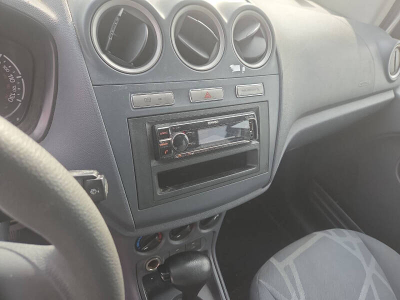 2011 Ford Transit Connect XLT Premium