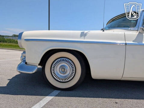 1955 Chrysler Windsor