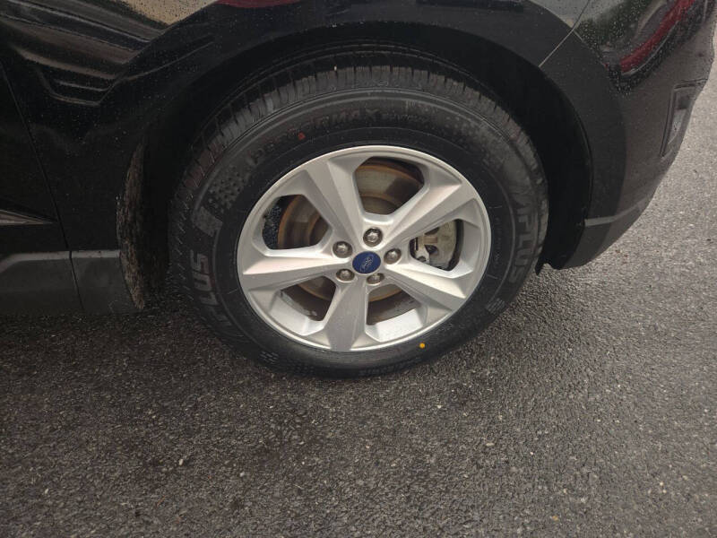 2018 Ford Edge SE