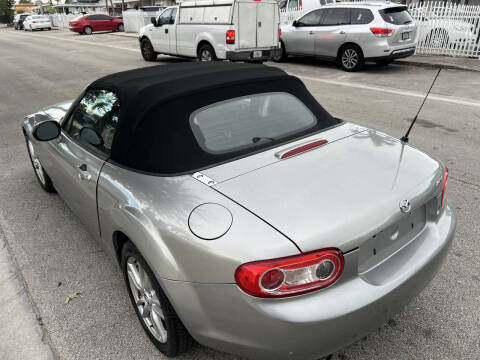 2011 Mazda MX-5 Miata Sport