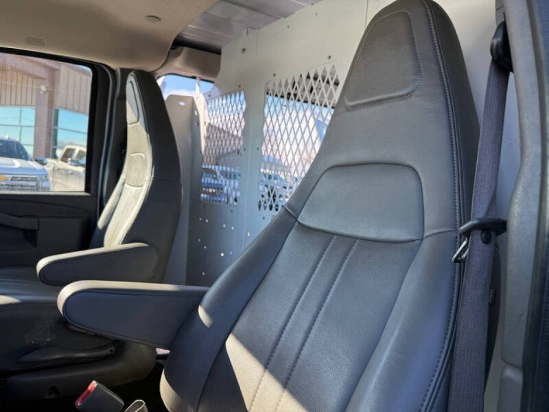 2021 Chevrolet Express 2500
