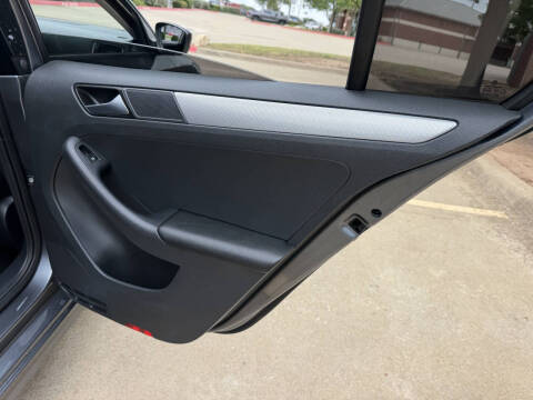 2016 Volkswagen Jetta