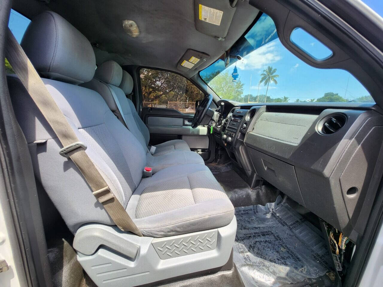 2014 FORD F-150 Pickup - $12,995