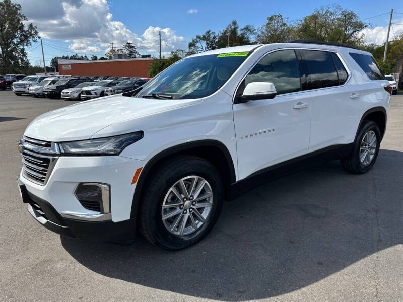 2022 Chevrolet Traverse LT Cloth