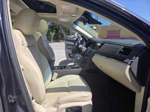 2014 Lincoln MKS