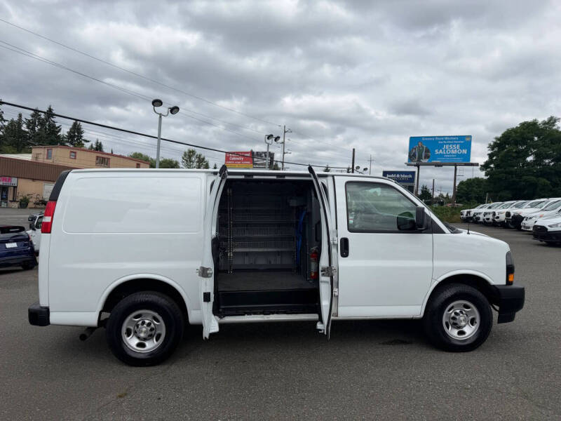 2021 Chevrolet Express 2500