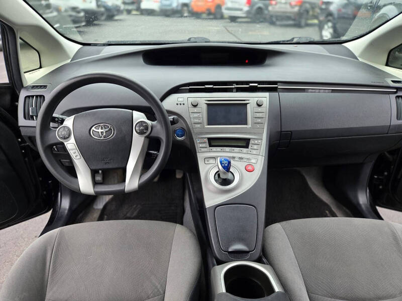 2012 Toyota Prius Five