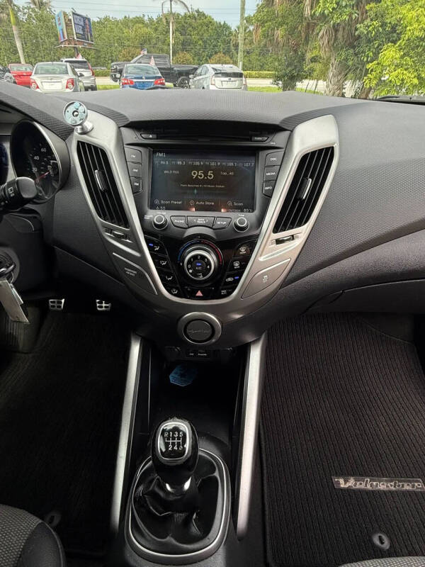 2013 Hyundai Veloster
