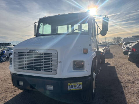 2003 Freightliner FL70