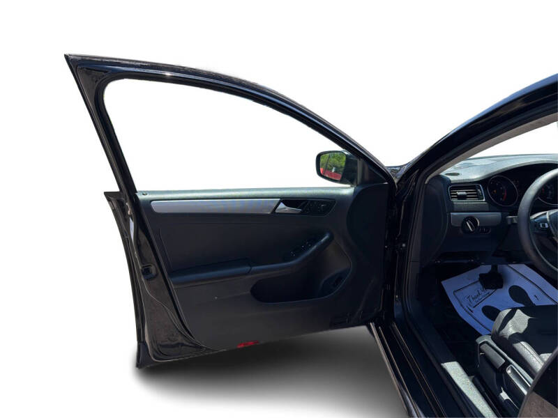 2016 Volkswagen Jetta