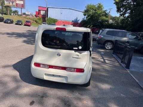 2011 Nissan cube 1.8