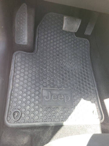 2015 Jeep Cherokee Altitude