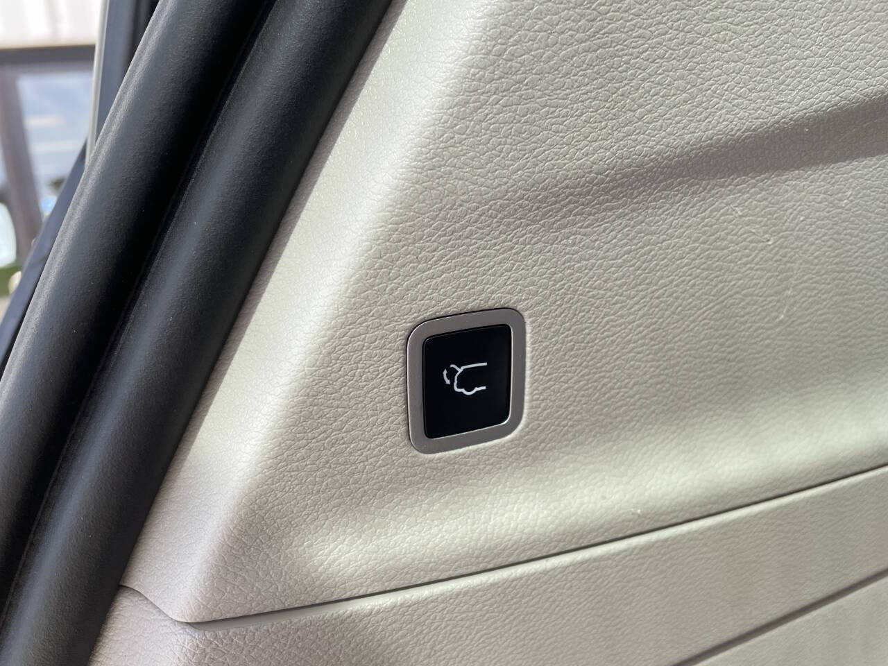 2021 Chrysler Pacifica Touring L photo 15