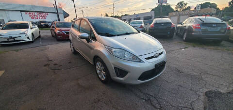 2013 Ford Fiesta for sale at Green Ride Inc in Nashville TN