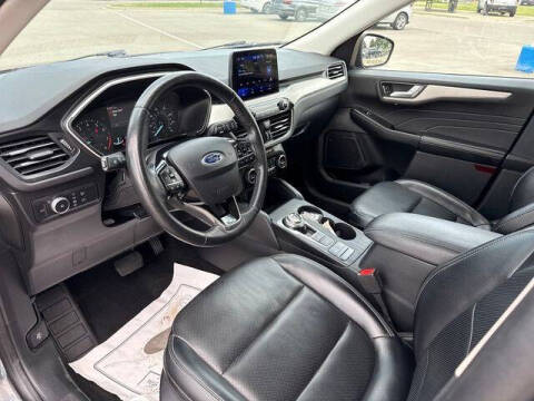 2021 Ford Escape SEL