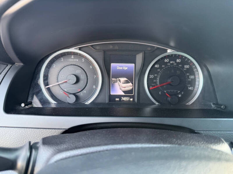 2017 Toyota Camry SE