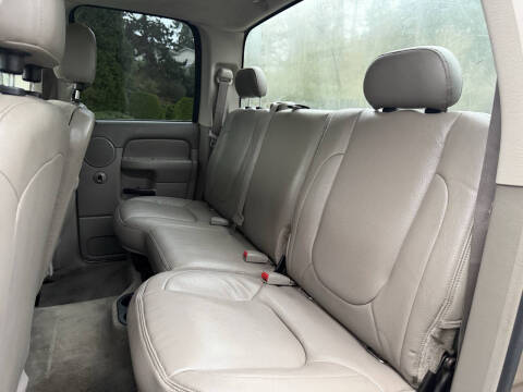 2004 Dodge Ram 1500 SLT