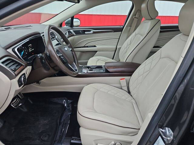 2017 Ford Fusion Platinum