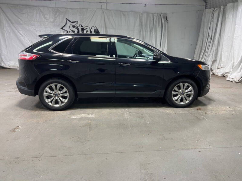 2021 Ford Edge Titanium