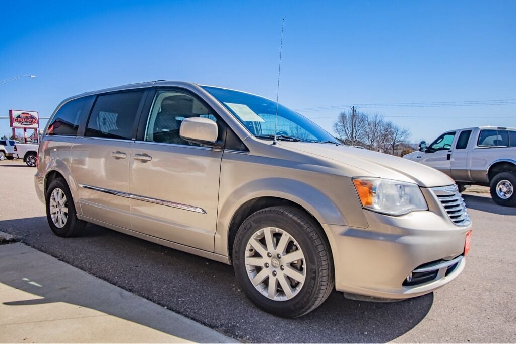 2014 Chrysler Town and Country 62
