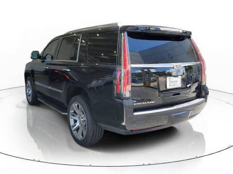 2019 Cadillac Escalade Luxury