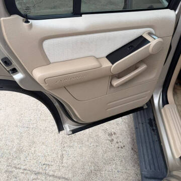 2006 Ford Explorer XLT