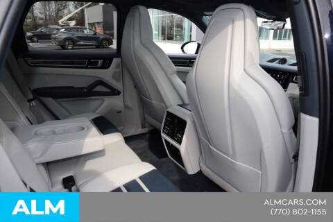 2023 Porsche Cayenne S Platinum Edition