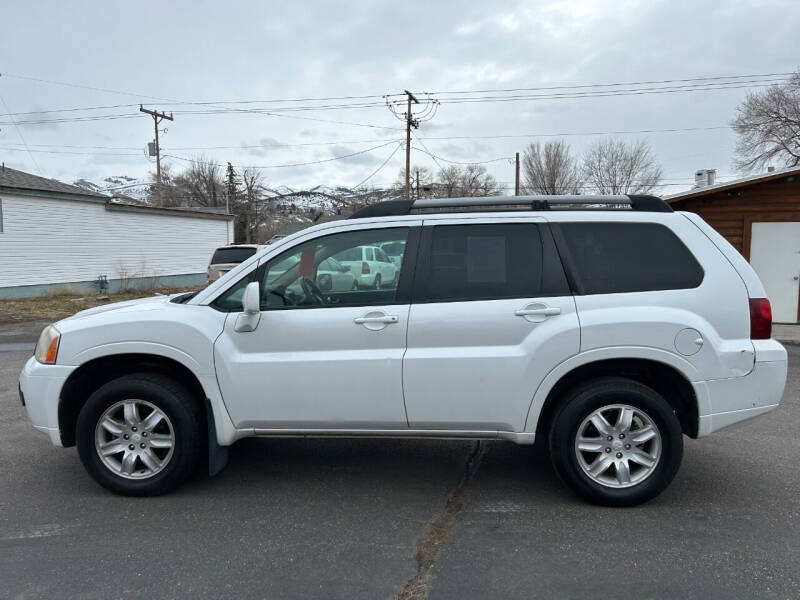 2011 Mitsubishi Endeavor LS