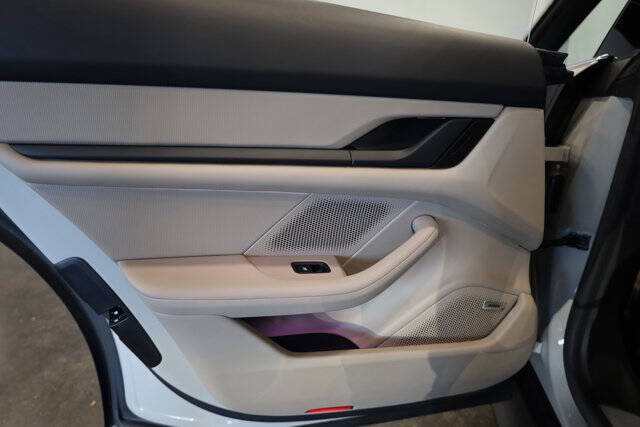 2022 Porsche Taycan 4S