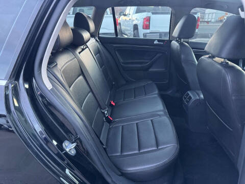 2013 Volkswagen Jetta SportWagen TDI